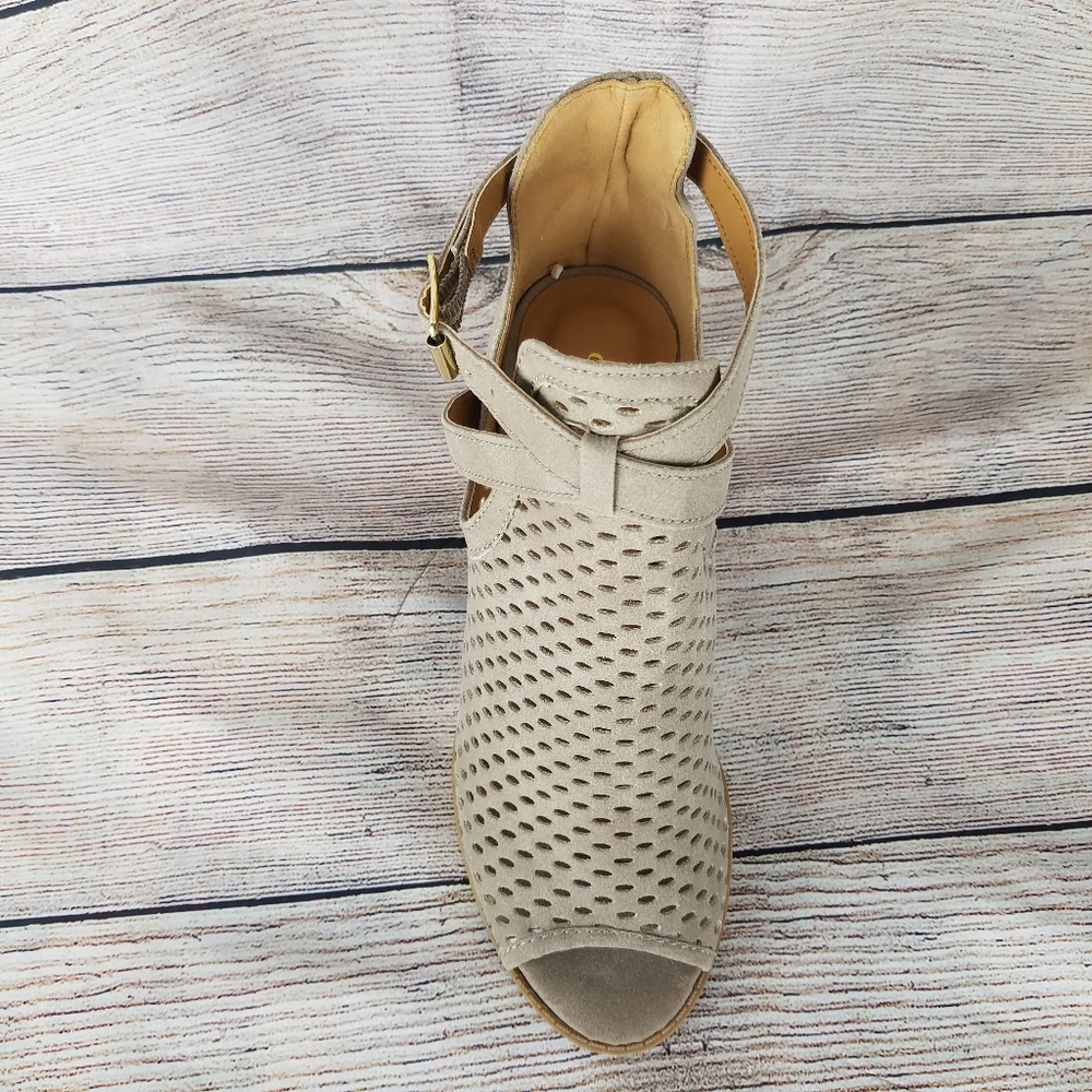 NWOT Peep Toe Booties in Color Taupe - Picture 5 of 10